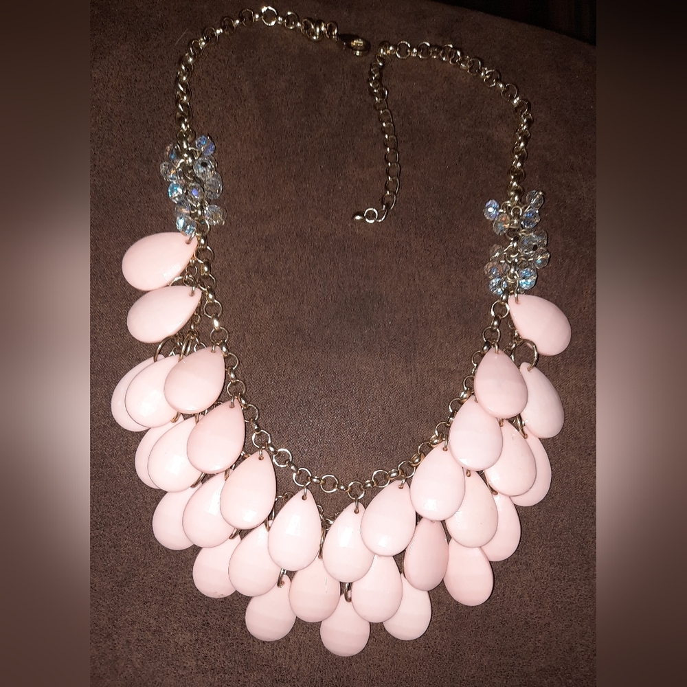Statement bib Bead Necklace pink and goldtone Charming Charlie?